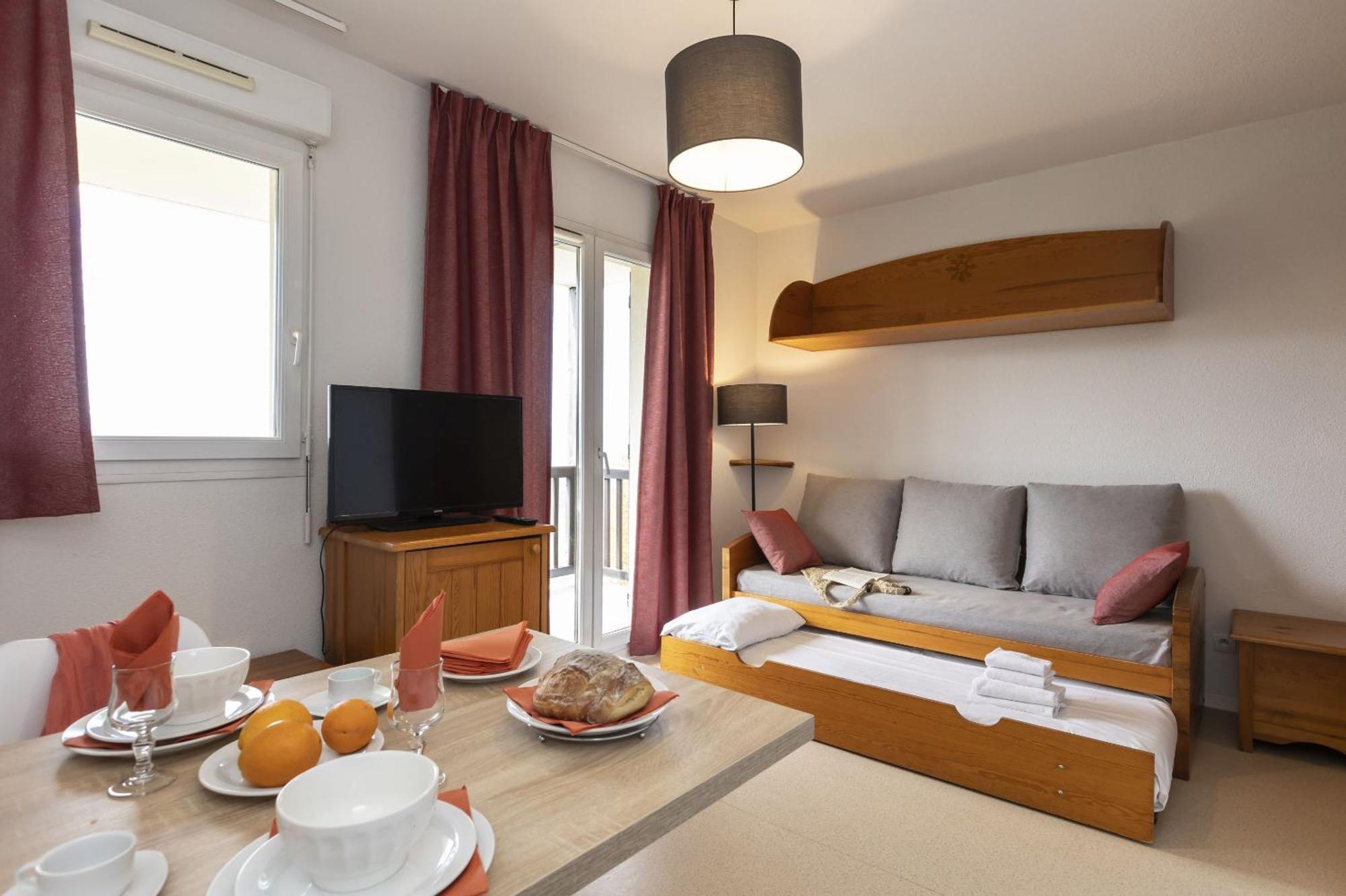 Residence Odalys Mille Soleils Font-Romeu-Odeillo-Via Kültér fotó
